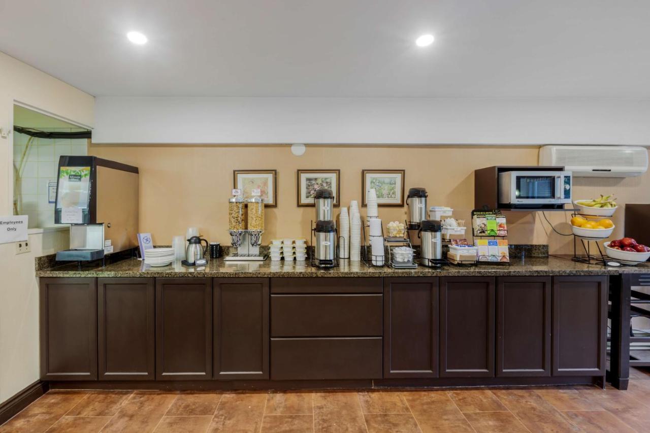 פיטרבורו Best Western Plus Otonabee Inn מראה חיצוני תמונה
