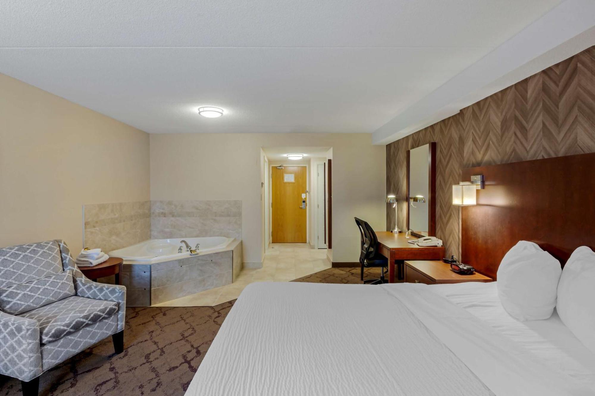 פיטרבורו Best Western Plus Otonabee Inn מראה חיצוני תמונה