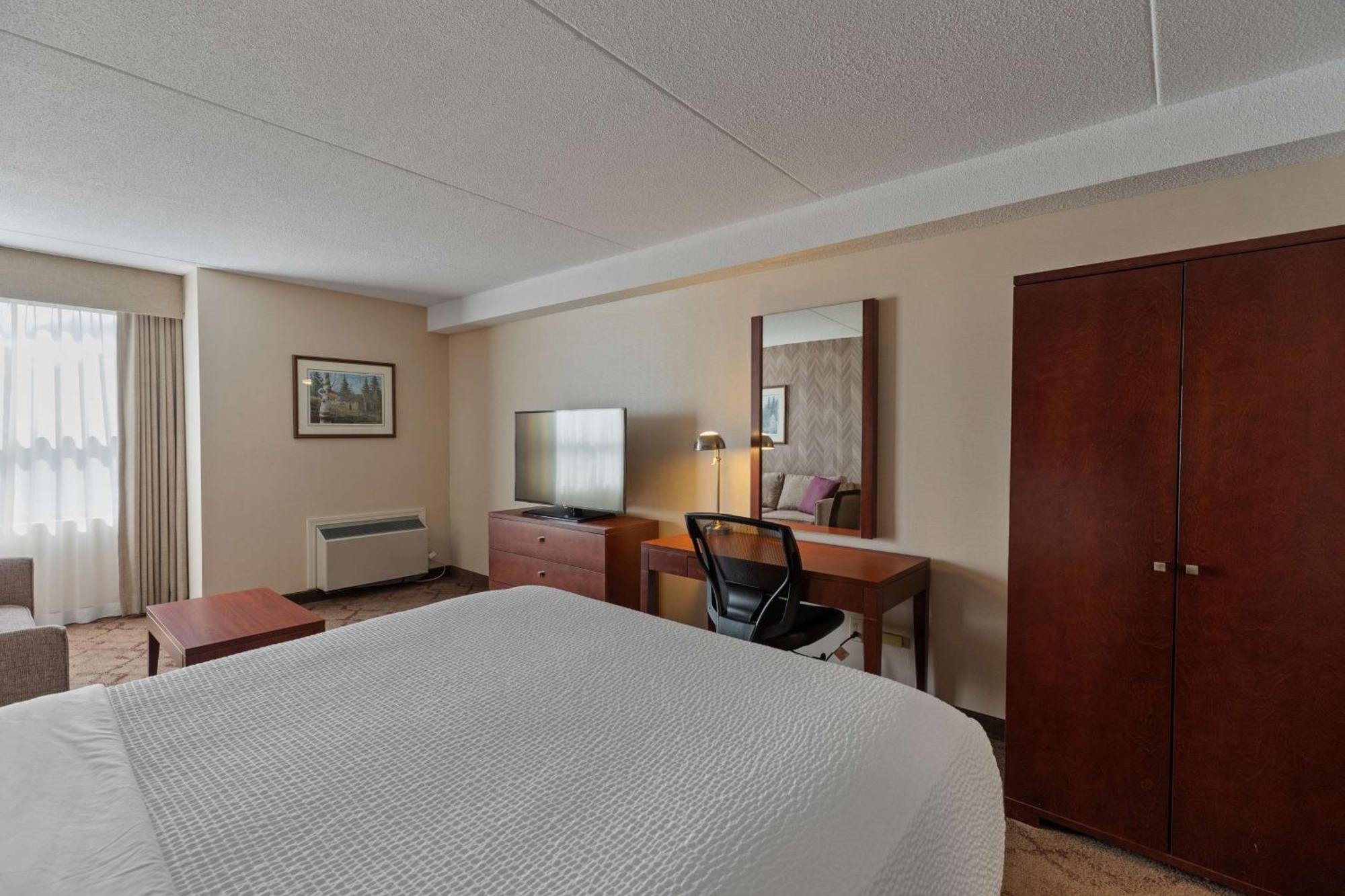 פיטרבורו Best Western Plus Otonabee Inn מראה חיצוני תמונה