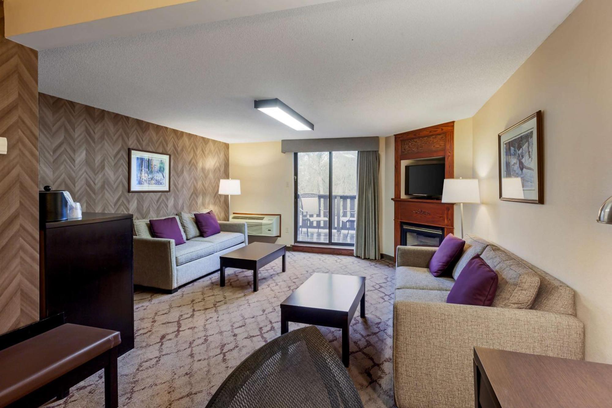 פיטרבורו Best Western Plus Otonabee Inn מראה חיצוני תמונה