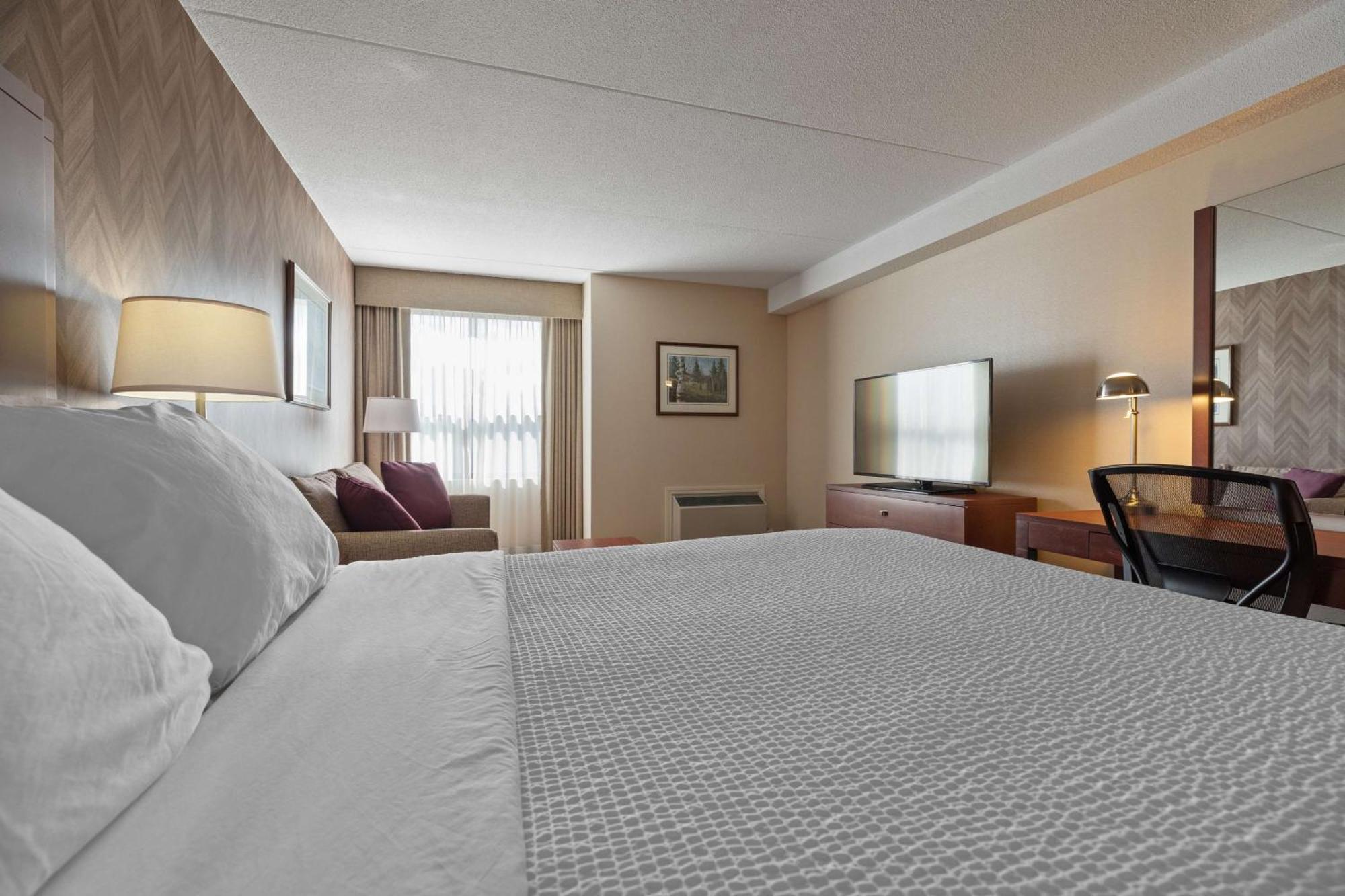 פיטרבורו Best Western Plus Otonabee Inn מראה חיצוני תמונה