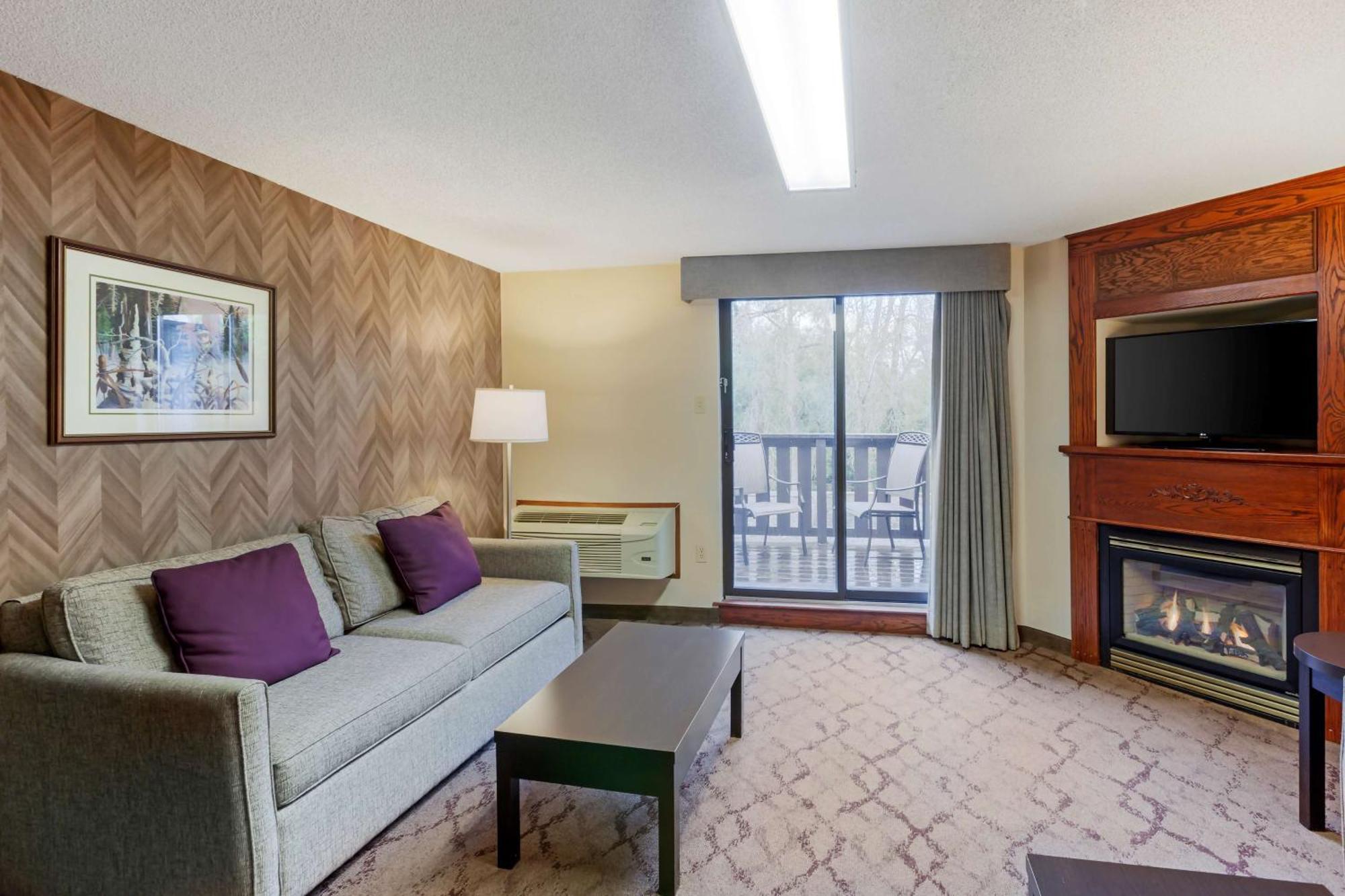 פיטרבורו Best Western Plus Otonabee Inn מראה חיצוני תמונה